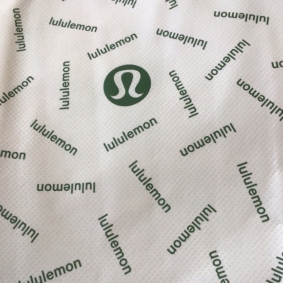 LULULEMON REUSABLE LOGO SMALL TOTE BAG NWT - Picture 5 of 7
